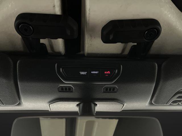 Used 2022 Jeep Gladiator Overland w/ Popular Equipment Package image 25