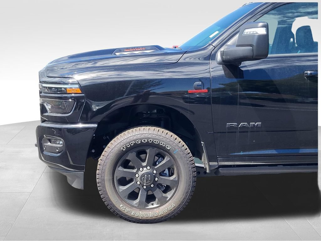 New 2026 RAM 2500 Laramie AWD/4WD image 9