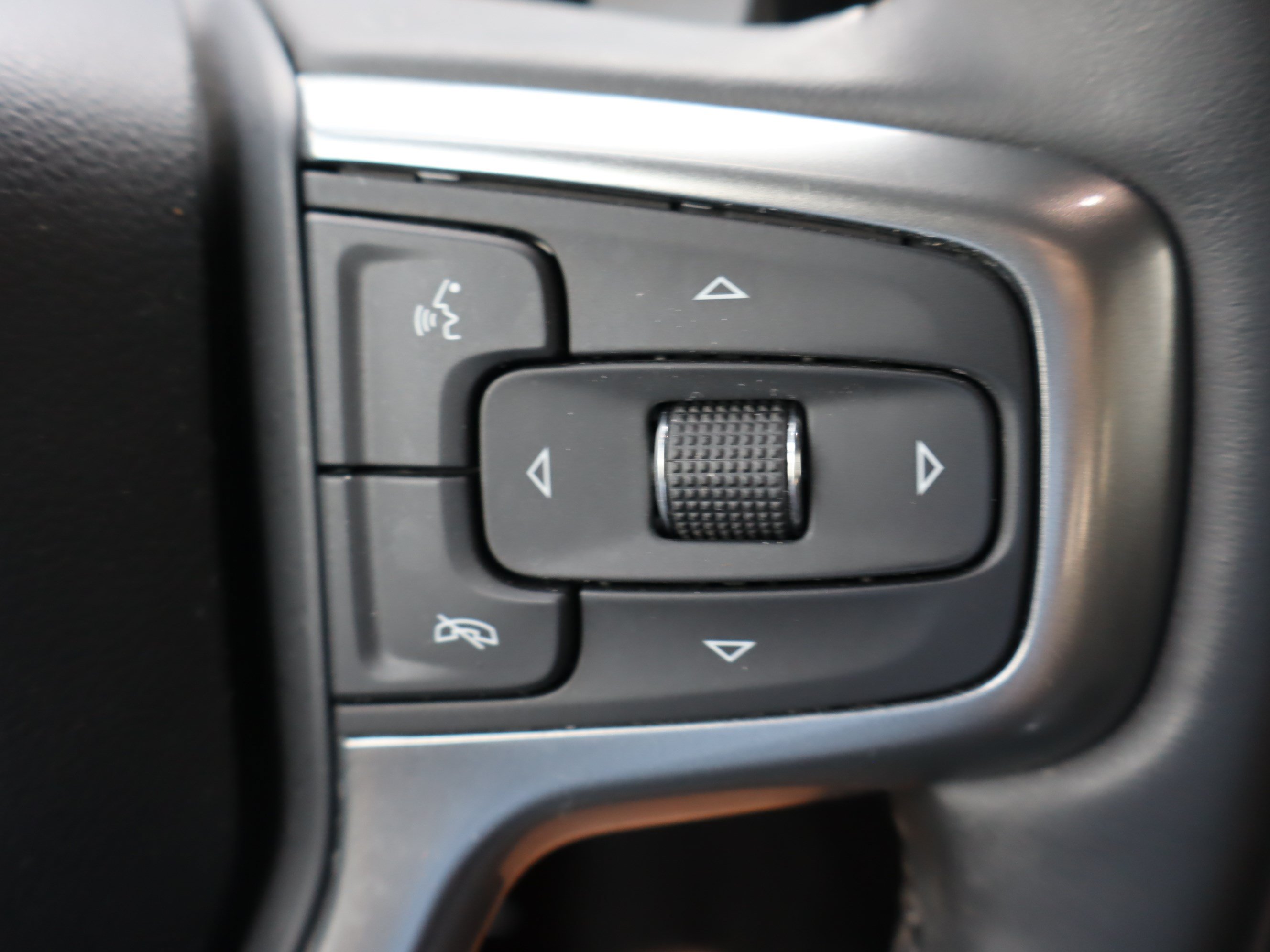 Used 2024 Chevrolet Silverado 1500 LT Trail Boss w/ Protection Package AWD/4WD image 23