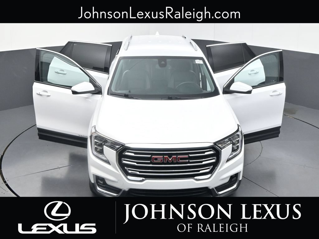 Used 2022 GMC Terrain SLT w/ Infotainment Package II FWD image 34
