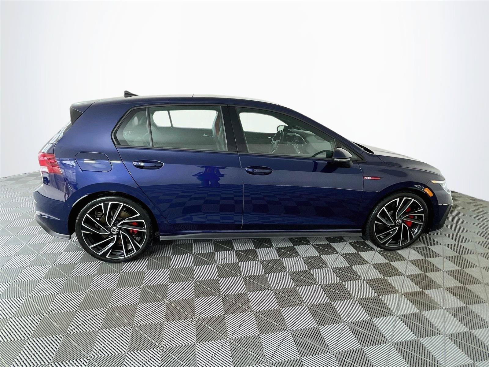 Used 2024 Volkswagen GTI Autobahn FWD image 33