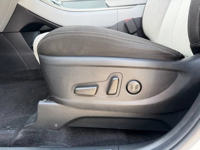 Used 2020 Hyundai Palisade SEL w/ Convenience Package FWD image 9