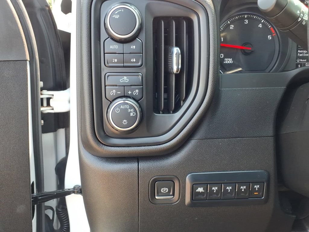 Used 2023 Chevrolet Silverado 3500 W/T w/ WT Fleet Convenience Package AWD/4WD image 5