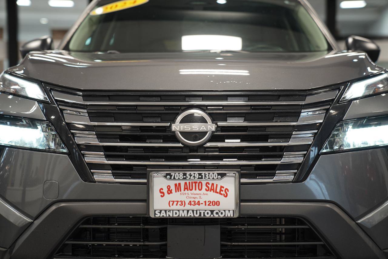 Used 2024 Nissan Rogue S AWD/4WD image 5