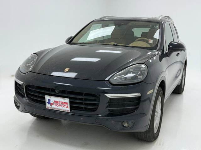Used 2017 Porsche Cayenne w/ Premium Plus Package AWD/4WD image 4