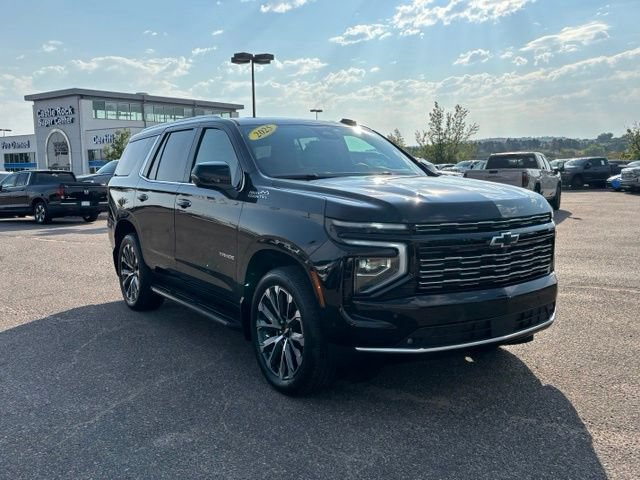 Certified 2025 Chevrolet Tahoe High Country w/ Sun And Tow Package AWD/4WD image 8
