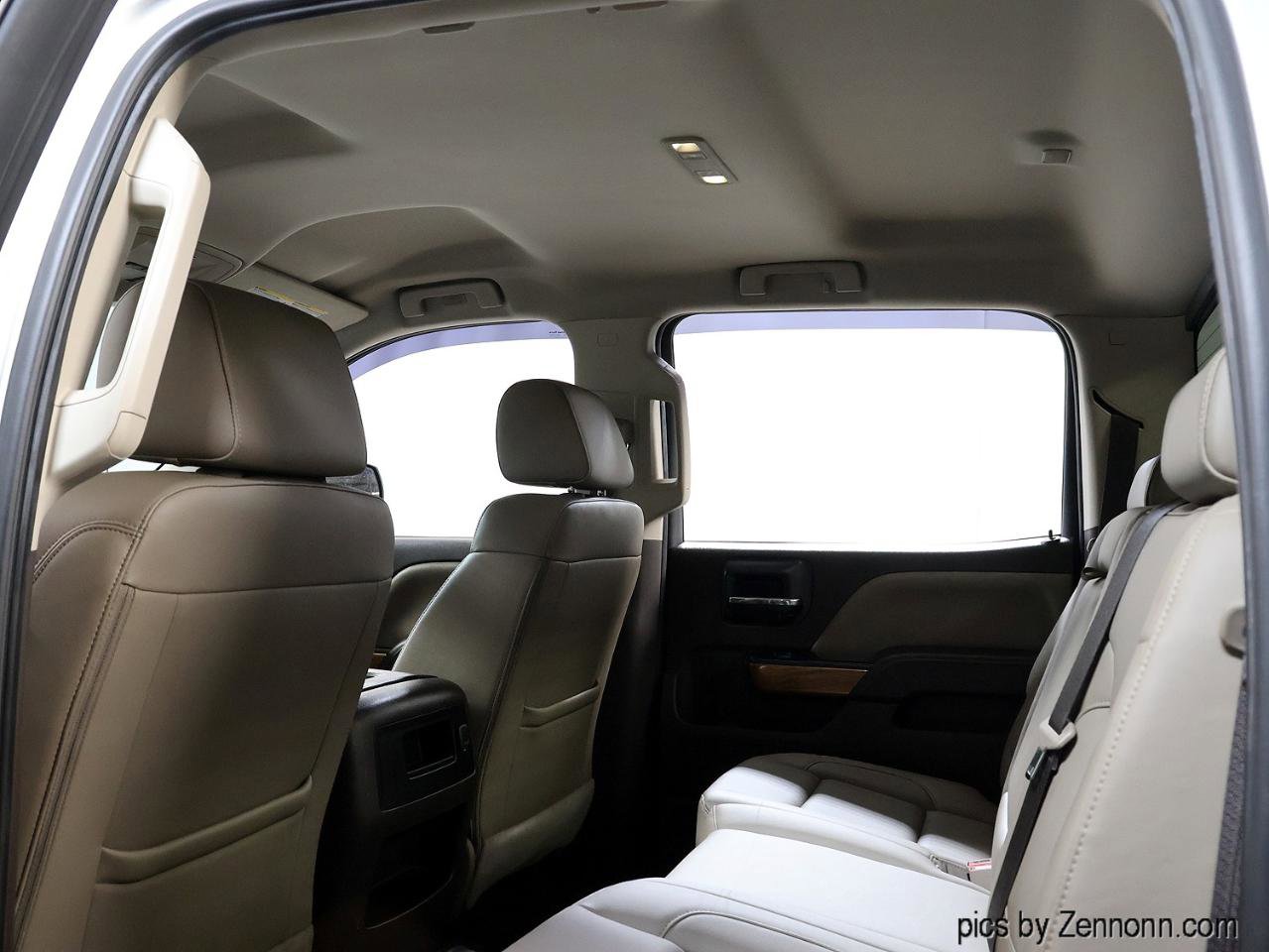 Used 2017 Chevrolet Silverado 1500 LTZ w/ LTZ Plus Package image 13