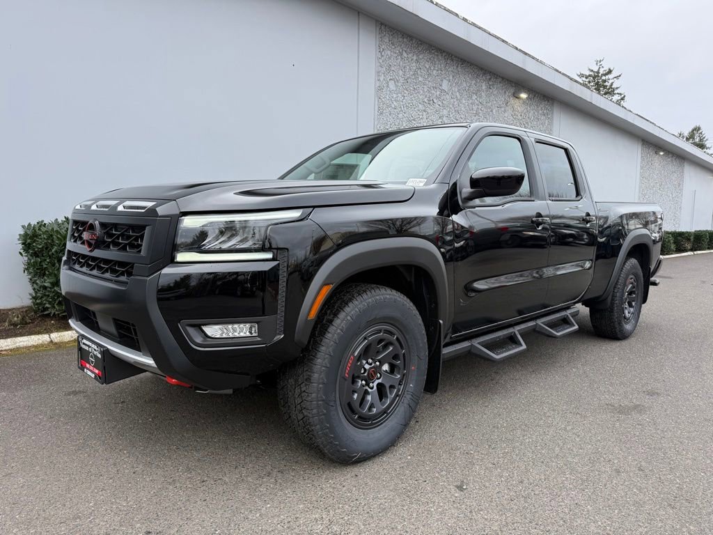 New 2026 Nissan Frontier PRO-4X w/ Tow Package