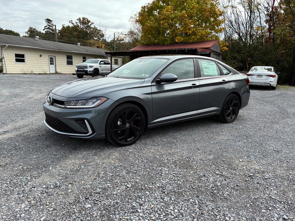 New 2026 Volkswagen Jetta SE FWD image 6