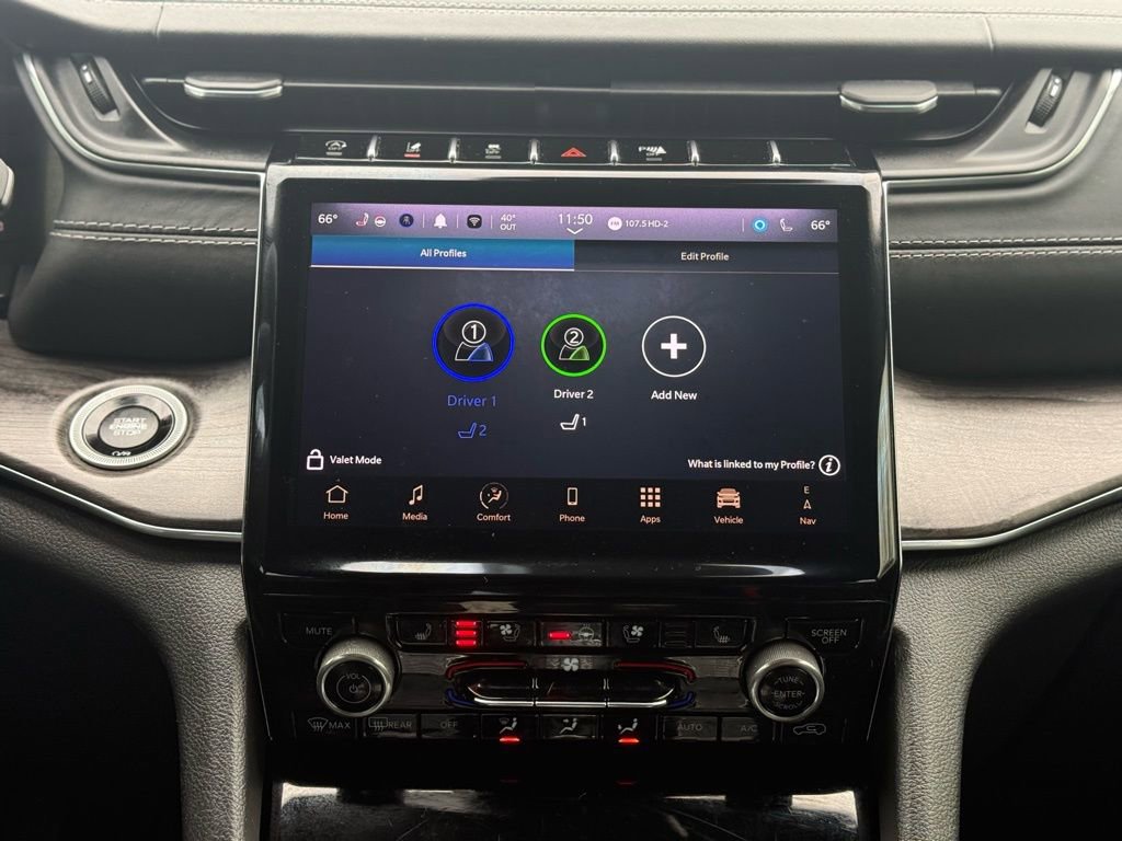 Used 2022 Jeep Grand Cherokee Overland w/ Luxury Tech Group IV image 26