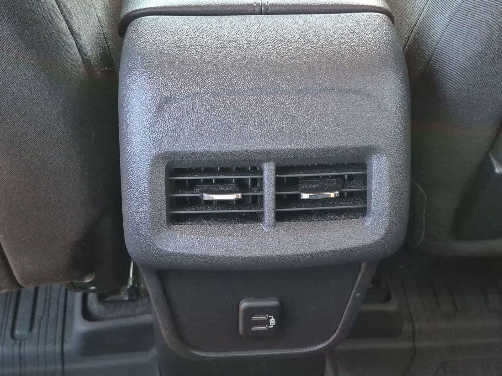 Used 2020 GMC Terrain SLE w/ Driver Convenience Package AWD/4WD image 14