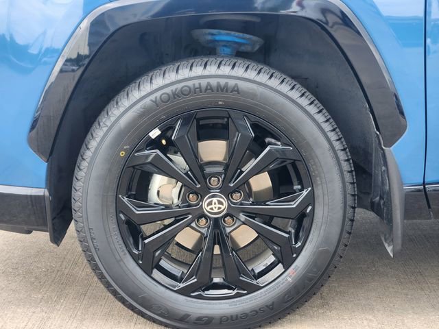 Certified 2024 Toyota RAV4 SE AWD/4WD image 10