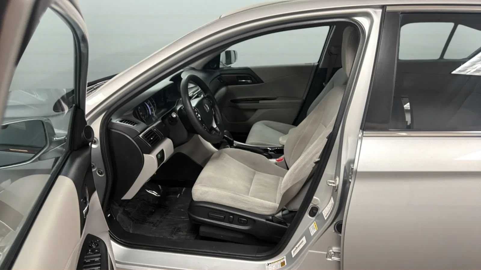 Used 2013 Honda Accord EX image 21