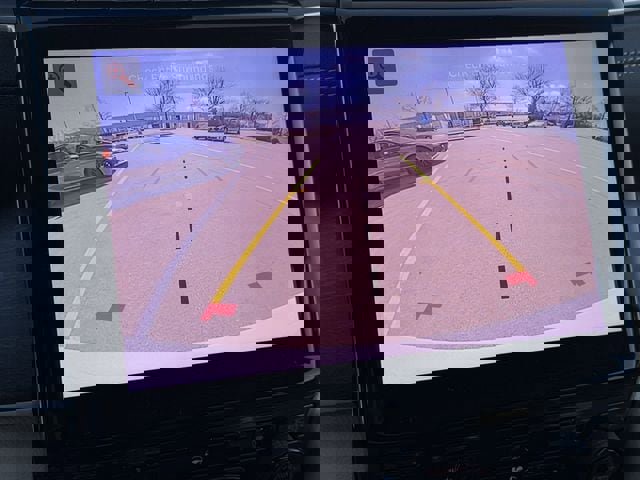 Used 2025 Jeep Grand Cherokee Limited w/ Black Appearance Package image 18