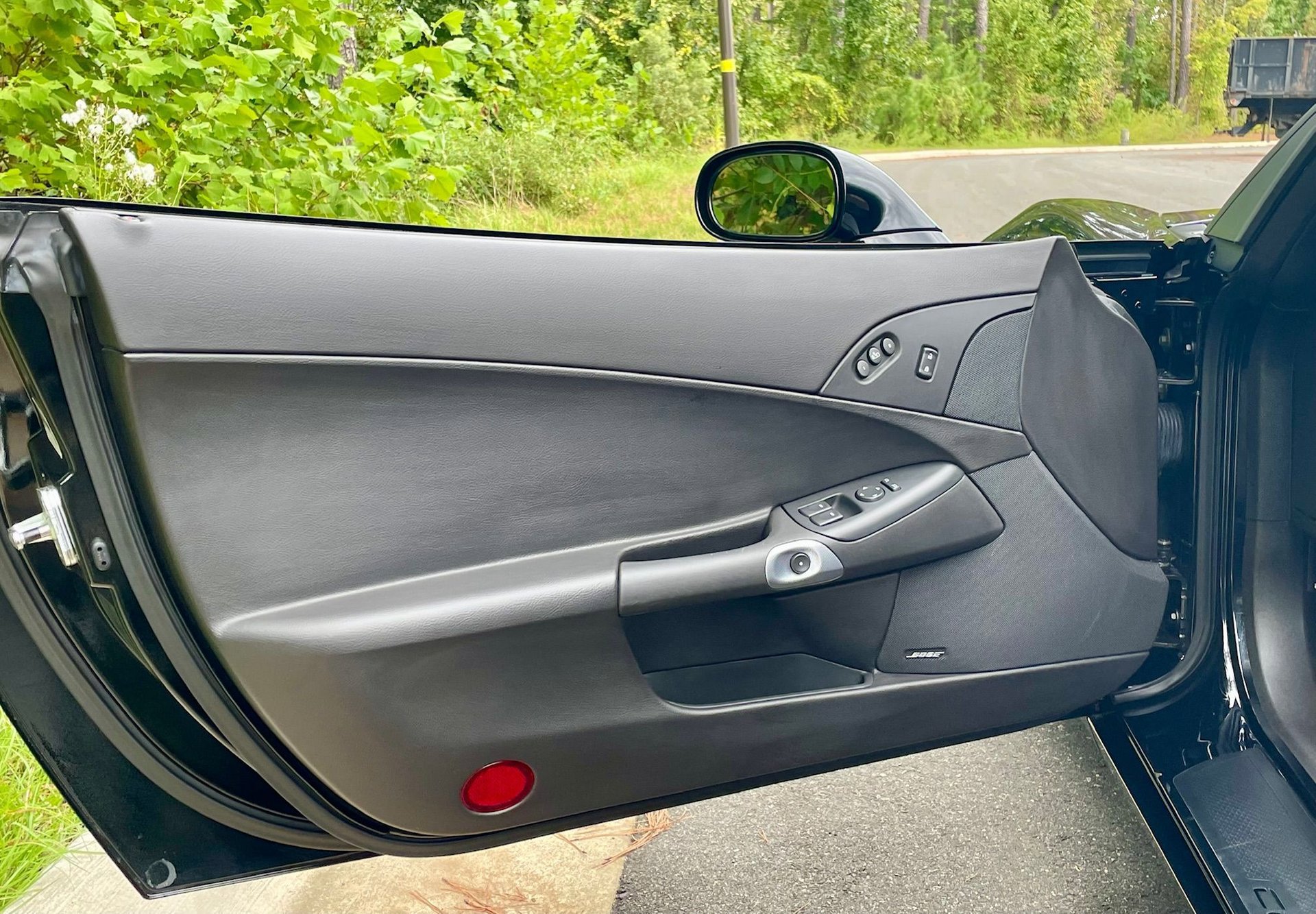 Used 2007 Chevrolet Corvette Z06 w/ Preferred Equipment Group image 56