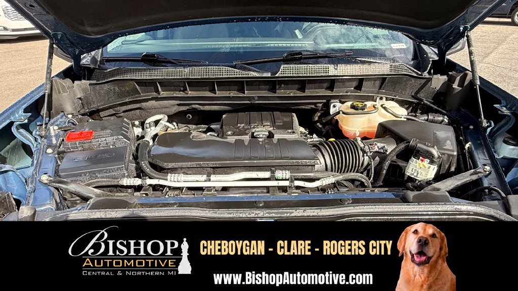 Used 2024 Chevrolet Silverado 1500 LT AWD/4WD image 5