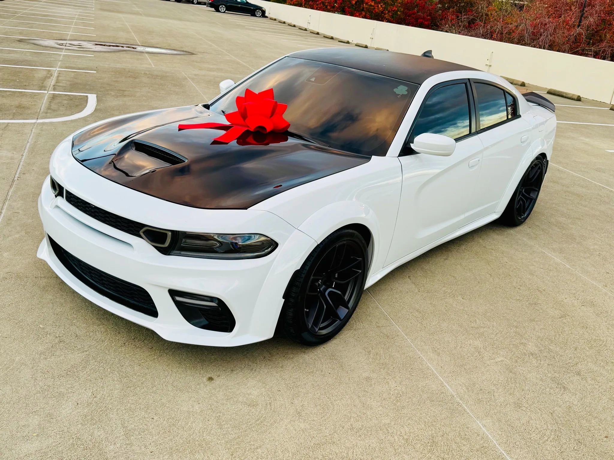 Used 2017 Dodge Charger R/T RWD image 20