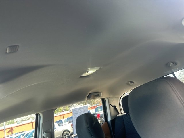 Used 2020 Toyota Tacoma SR5 image 15