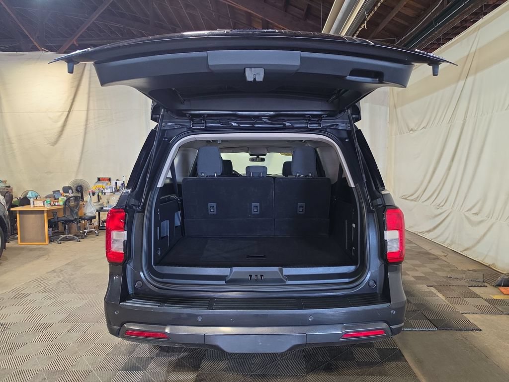 Used 2022 Ford Expedition Max XLT AWD/4WD image 20