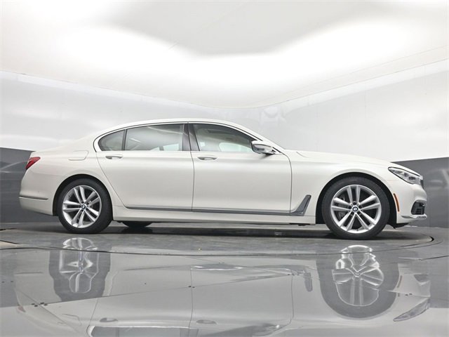 Used 2017 BMW 750i image 57
