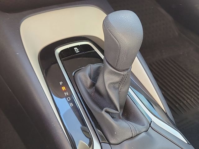 Used 2025 Toyota Corolla LE w/ Convenience Package image 25