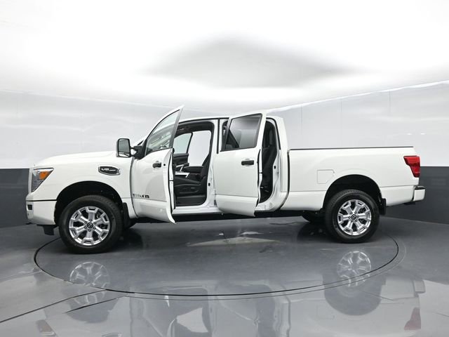 Used 2024 Nissan Titan SV w/ SV Convenience Package image 66