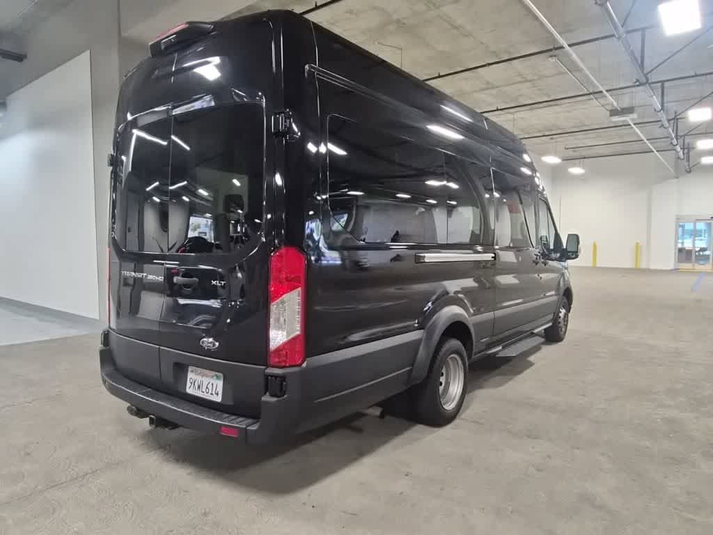 Used 2023 Ford Transit 350 XLT RWD image 5