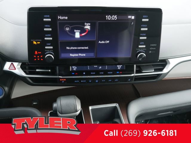 Used 2024 Toyota Sienna XLE FWD image 48