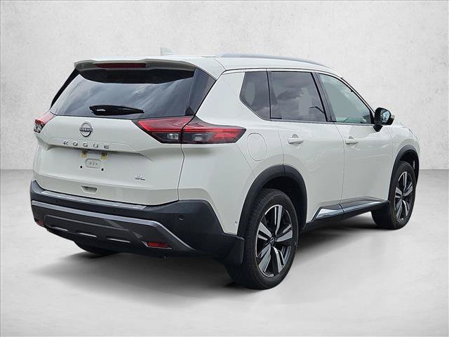 Used 2023 Nissan Rogue SL w/ SL Premium Package FWD image 4