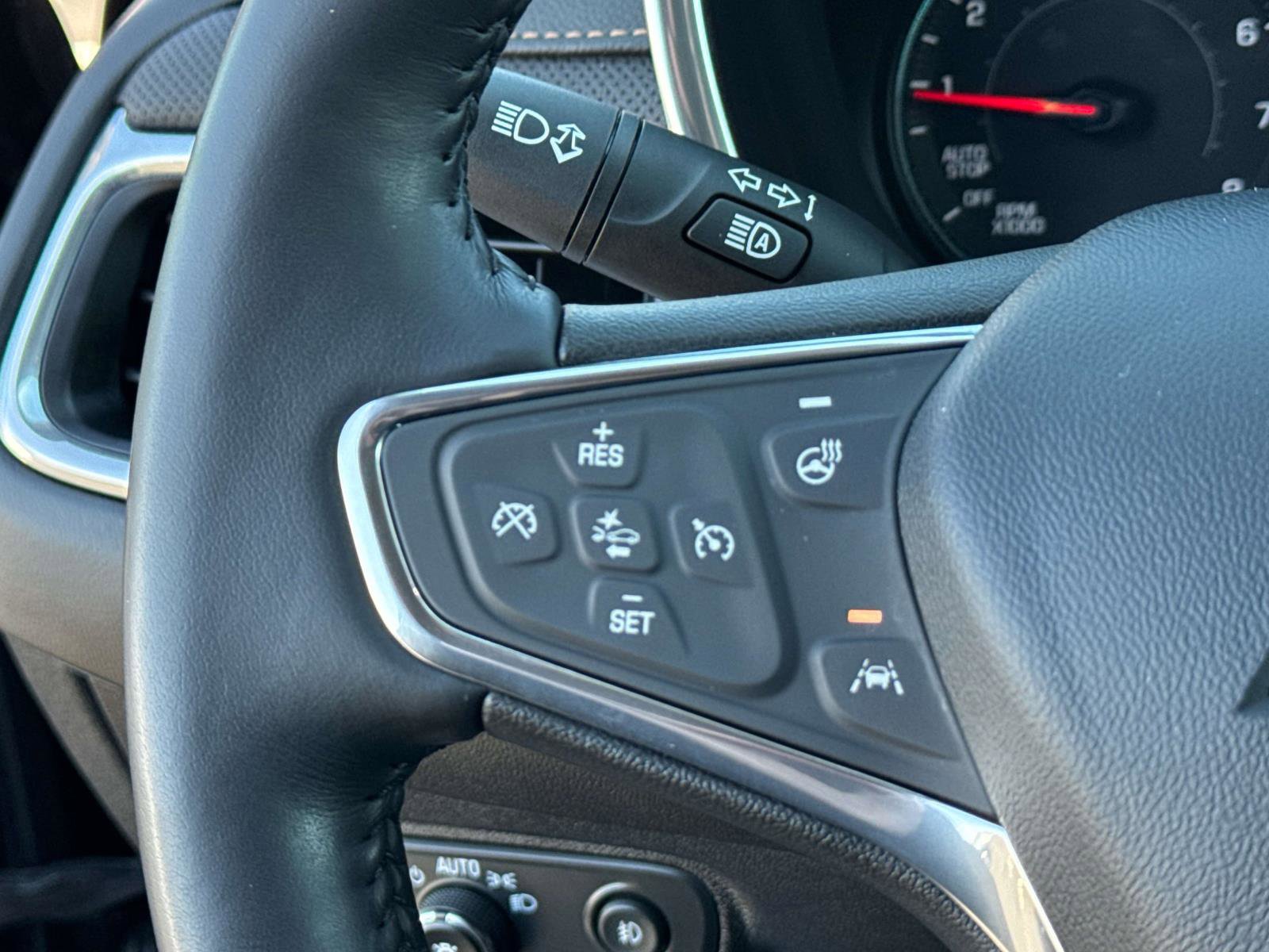 Used 2020 Chevrolet Equinox Premier FWD image 9