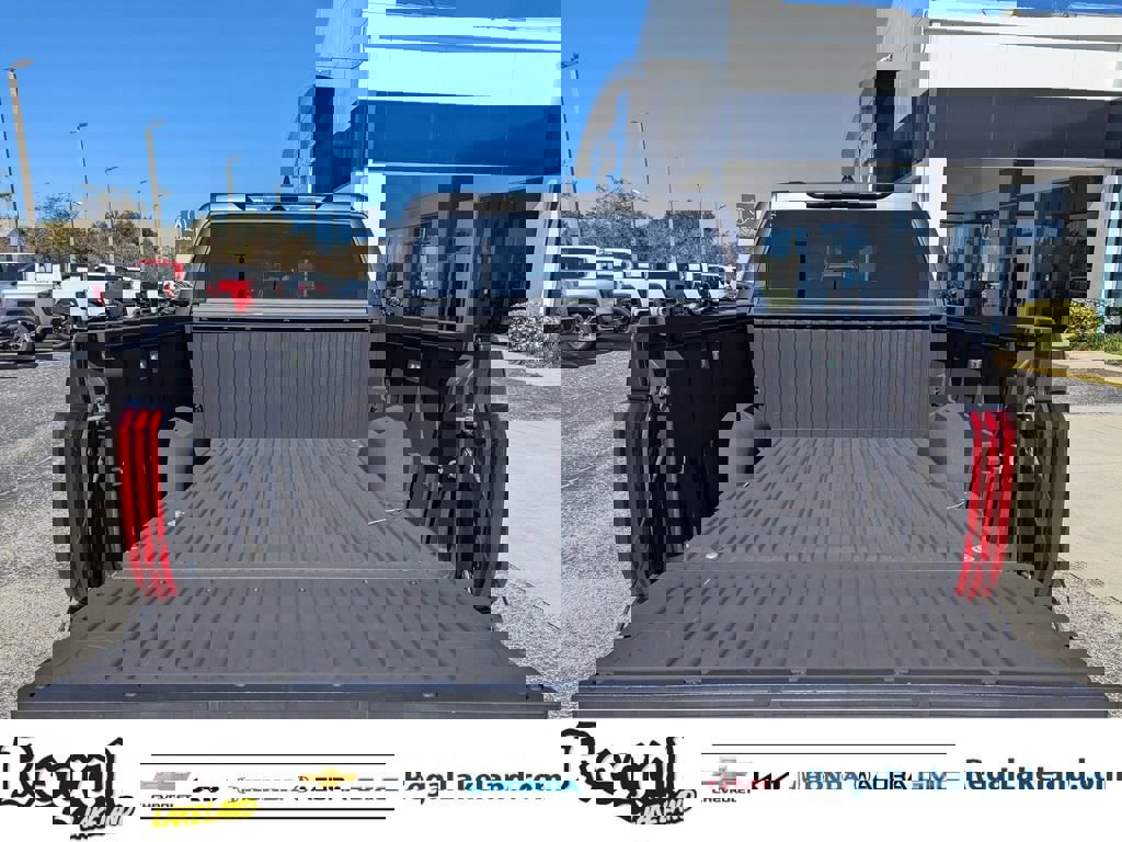 Used 2023 Toyota Tundra Limited image 8