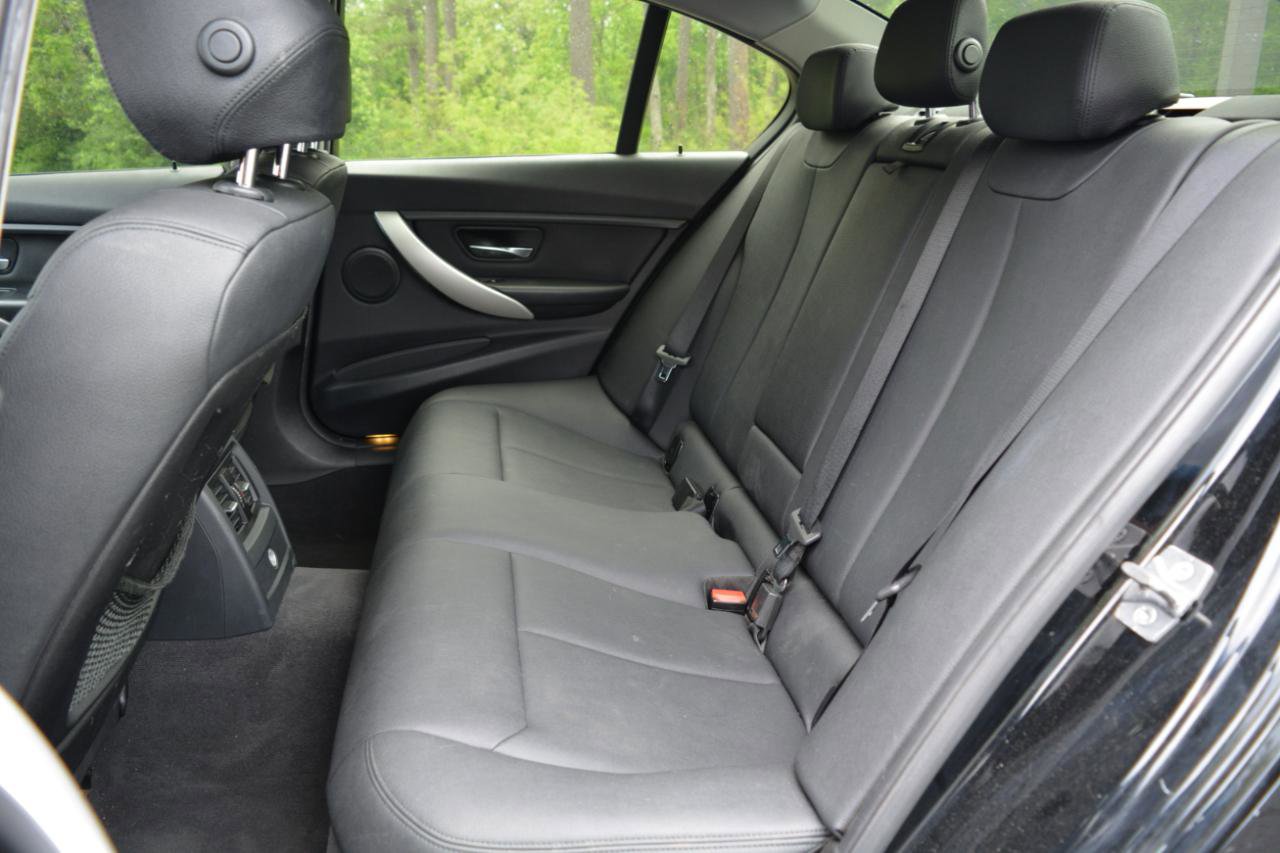 Used 2013 BMW 328i Sedan RWD image 12