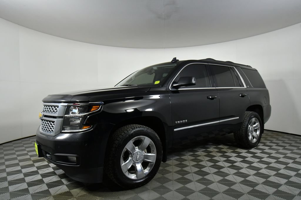 Used 2017 Chevrolet Tahoe LT w/ LT Signature Package AWD/4WD image 1