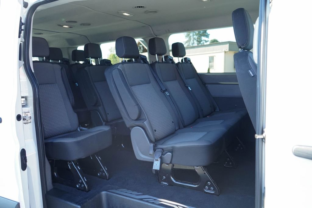 Used 2024 Ford Transit 350 XLT image 31