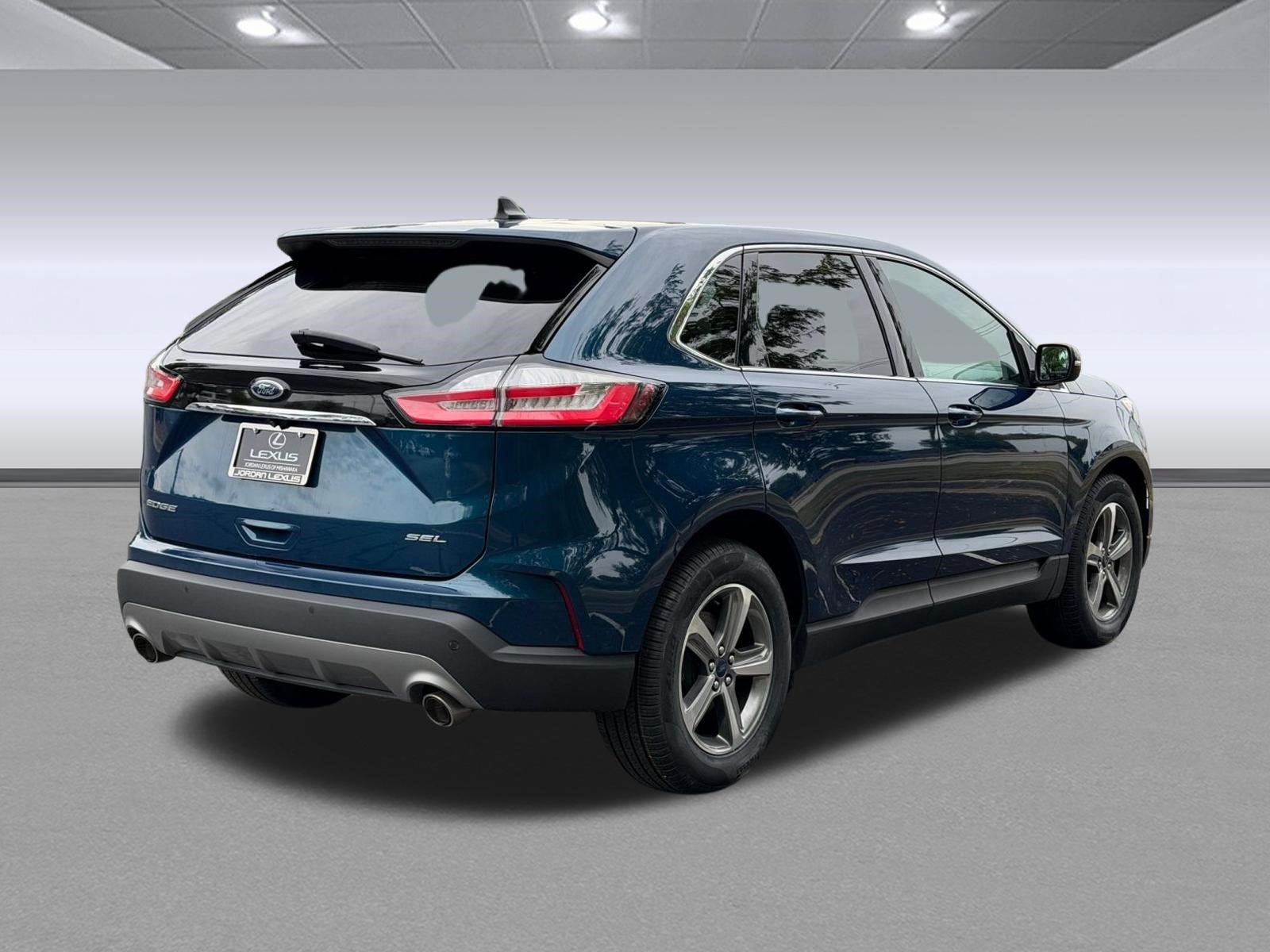 Used 2020 Ford Edge SEL w/ Convenience Package FWD image 9