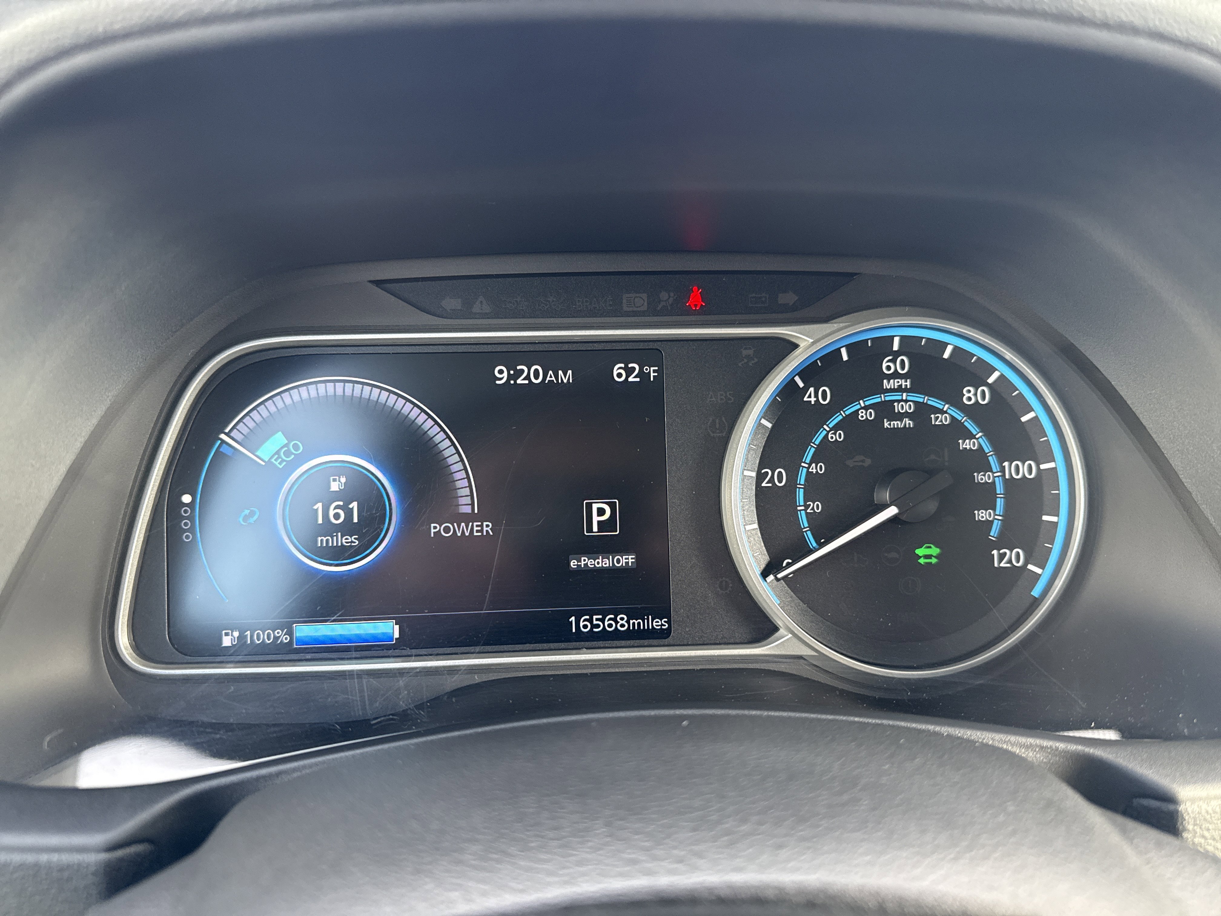 Certified 2024 Nissan Leaf S image 3