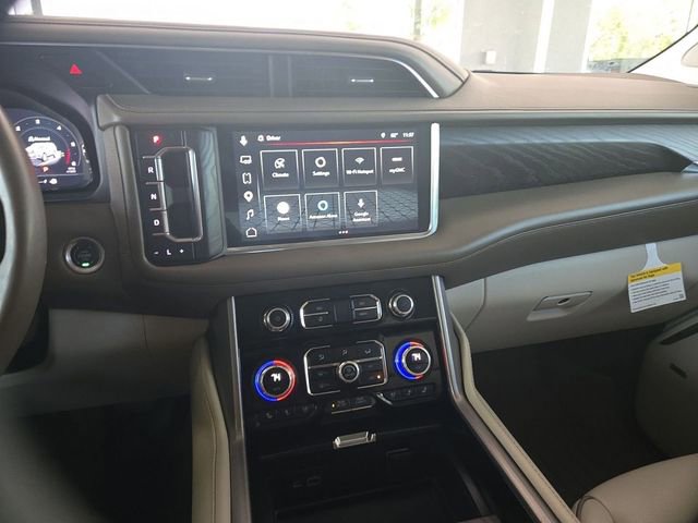 Certified 2022 GMC Yukon Denali w/ Denali Premium Package image 19