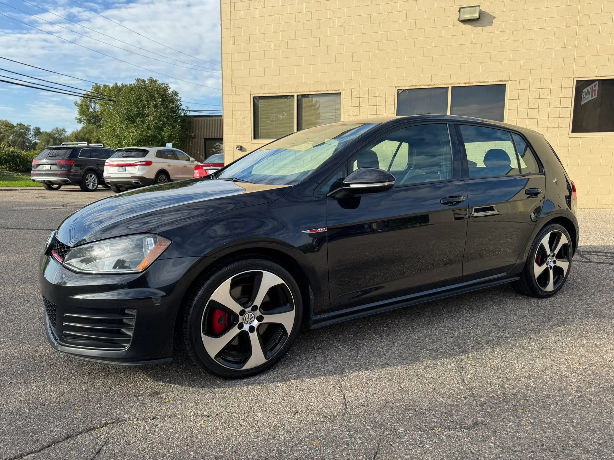 Used 2016 Volkswagen GTI S FWD image 4