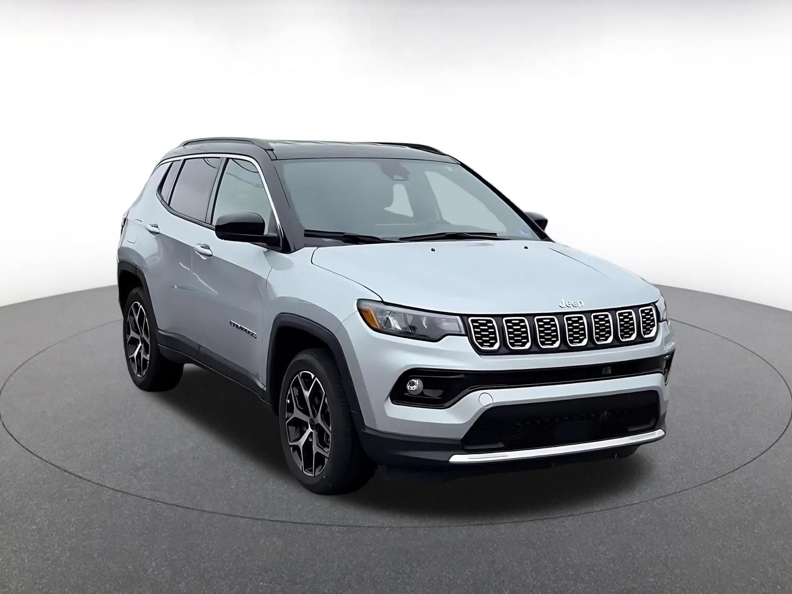 Used 2025 Jeep Compass Limited AWD/4WD image 3