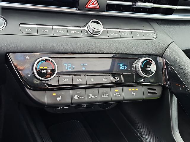 Used 2024 Hyundai Elantra SEL w/ Convenience Package image 17
