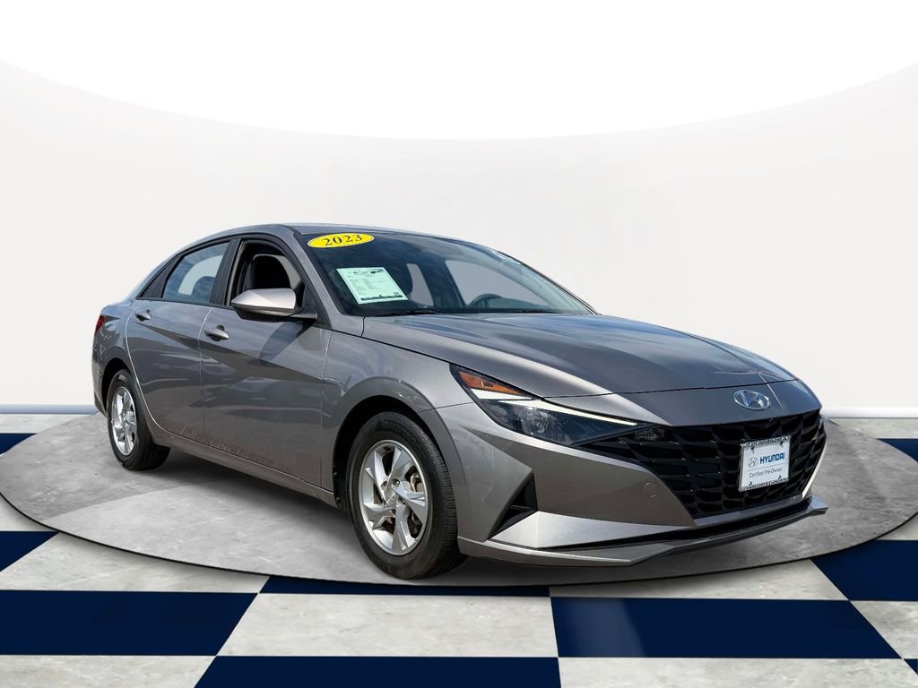 Certified 2023 Hyundai Elantra SE w/ Preferred Accessory Package
