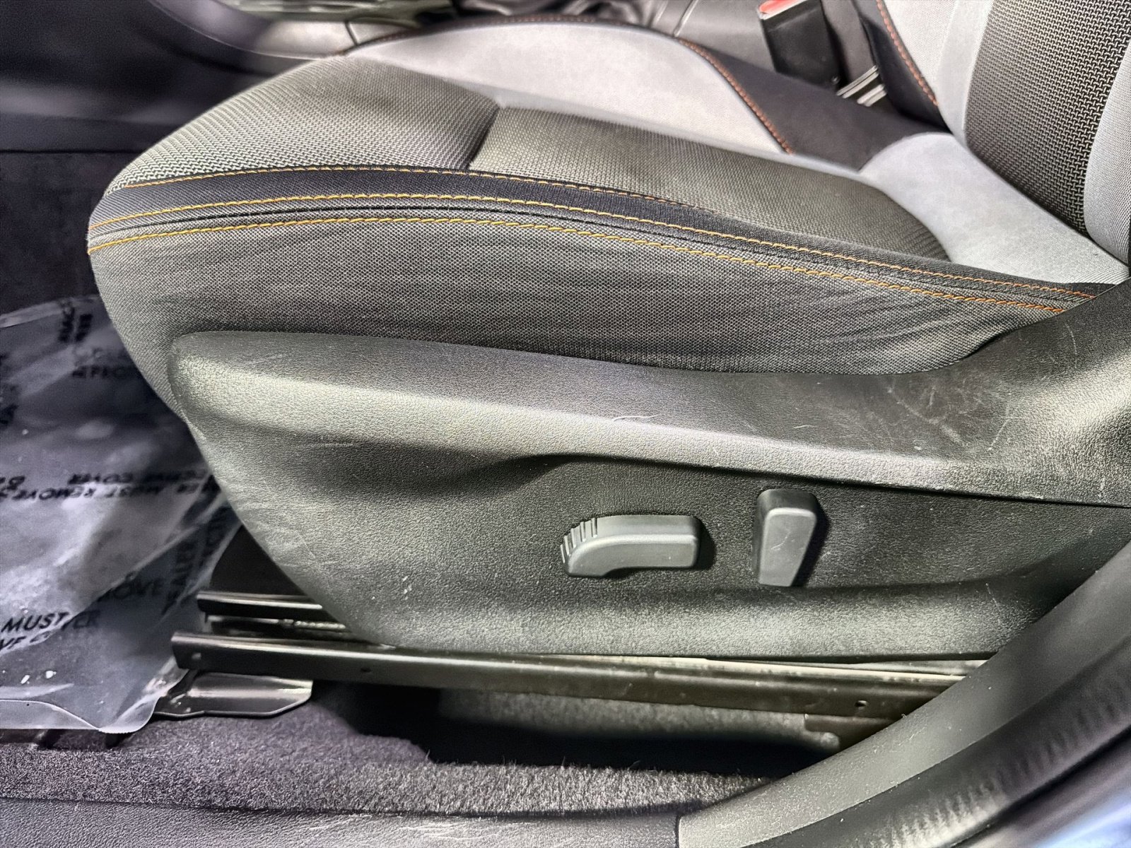 Used 2020 Subaru Crosstrek 2.0i Premium w/ Moonroof Package 2 image 25