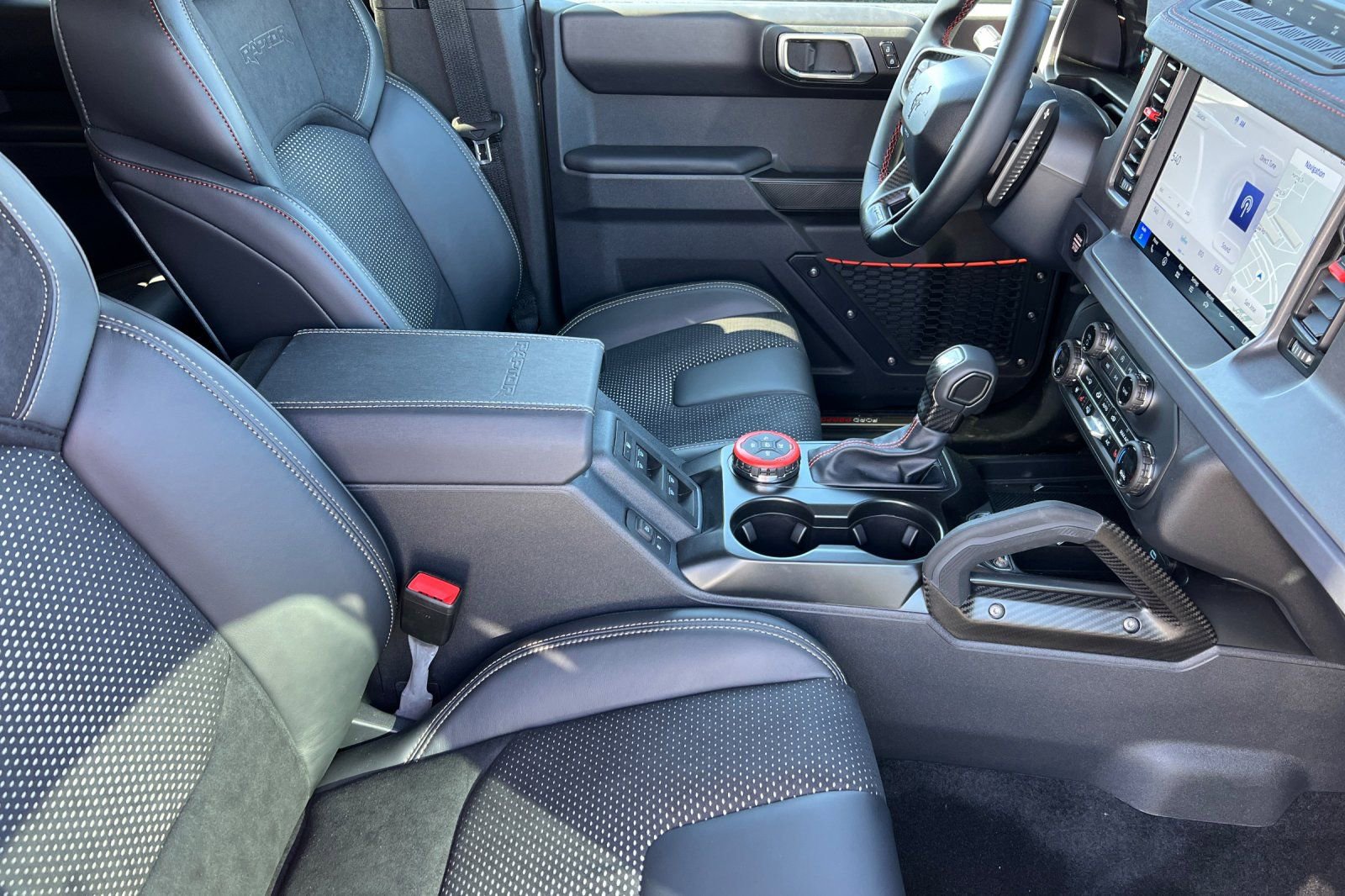 New 2025 Ford Bronco Raptor image 17