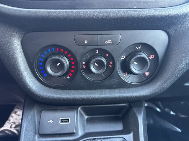 Used 2021 RAM ProMaster City Tradesman image 13