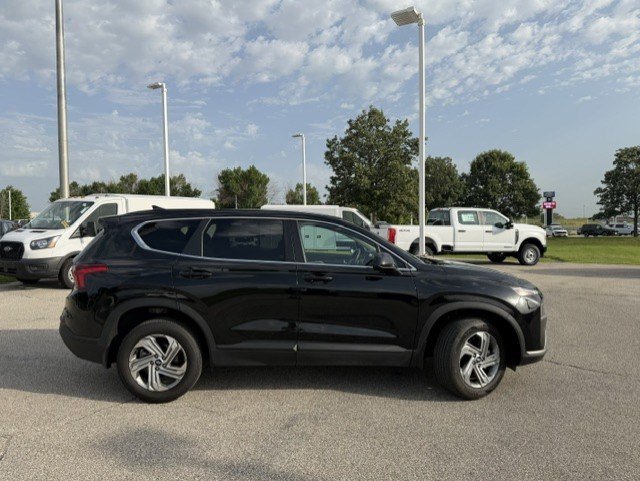 Used 2023 Hyundai Santa Fe SE AWD/4WD image 10