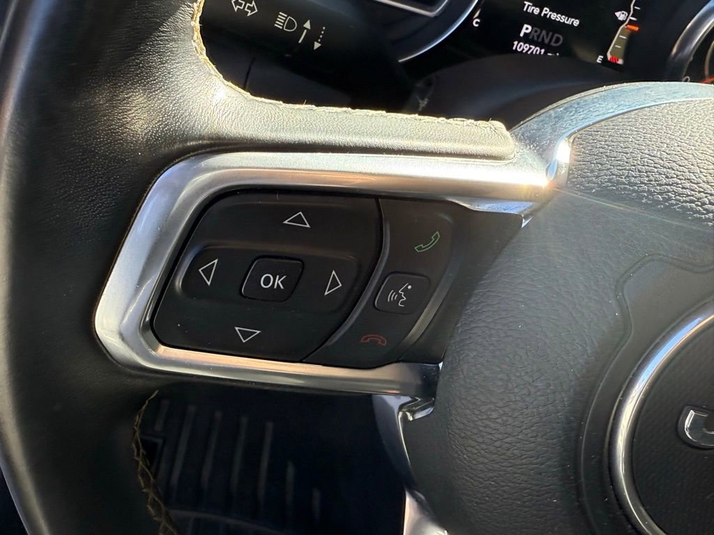 Used 2019 Jeep Wrangler Unlimited Sahara image 13