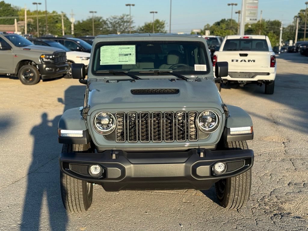 New 2026 Jeep Gladiator Sport AWD/4WD image 3