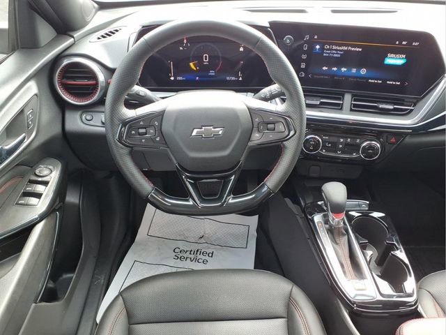 Used 2024 Chevrolet Trax RS w/ Sunroof Package image 4