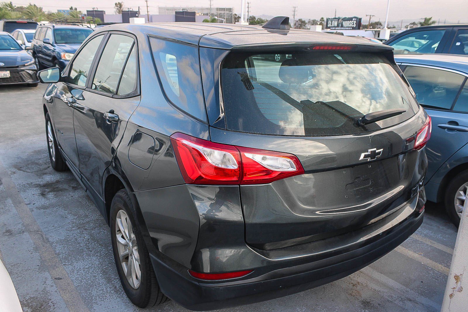 Used 2021 Chevrolet Equinox LS FWD image 12