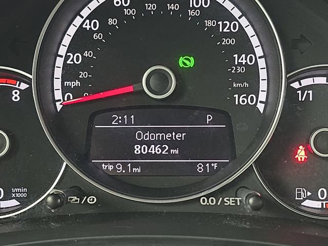 Used 2016 Volkswagen Beetle 1.8T Classic FWD image 29